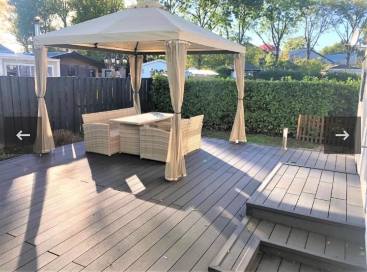 Vakantiehuis Recreatiepark Rhederlaagse Meren Lathum Hotel Luaran gambar