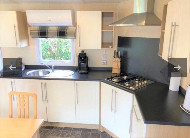 Vakantiehuis Recreatiepark Rhederlaagse Meren Lathum Hotel Luaran gambar