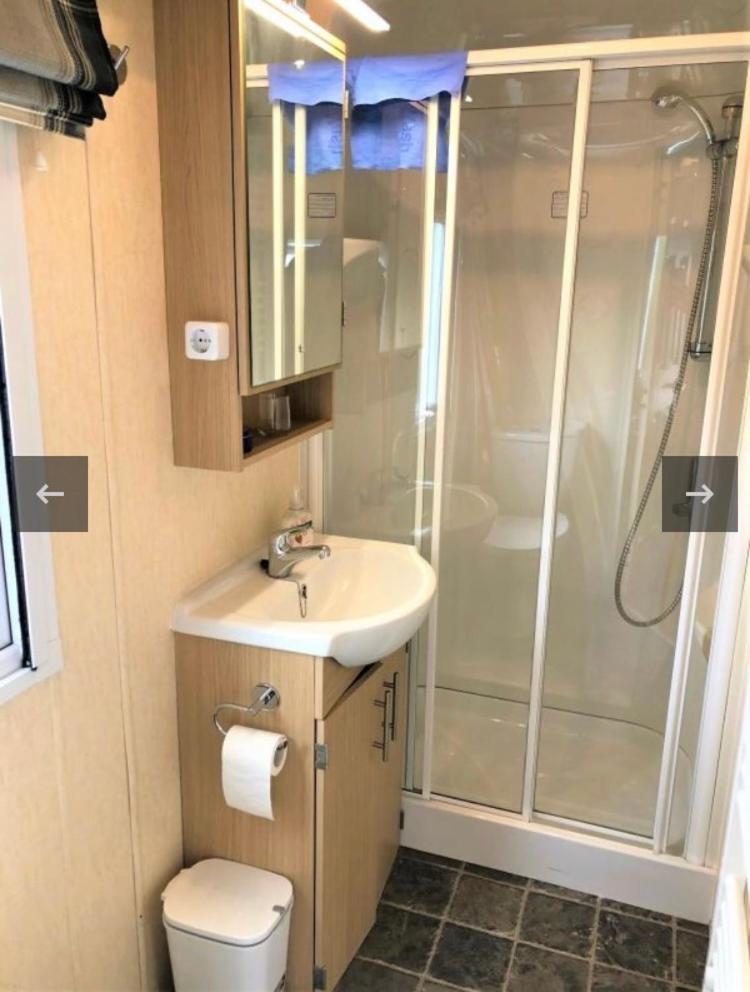 Vakantiehuis Recreatiepark Rhederlaagse Meren Lathum Hotel Luaran gambar
